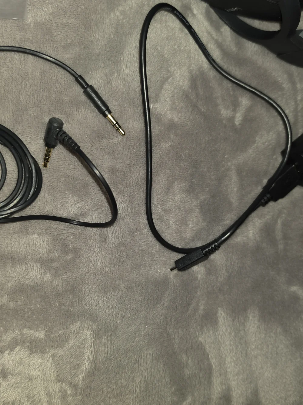 Sony Black Wireless Over-Ear HeadphonesSony MDR-ZX770DC wireless noise-cancelinc
